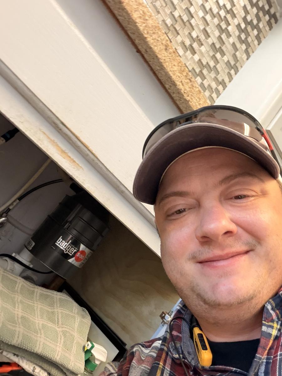 Igor after installing an InSinkErator Badger 500 – disposal replacement, Silver Lake